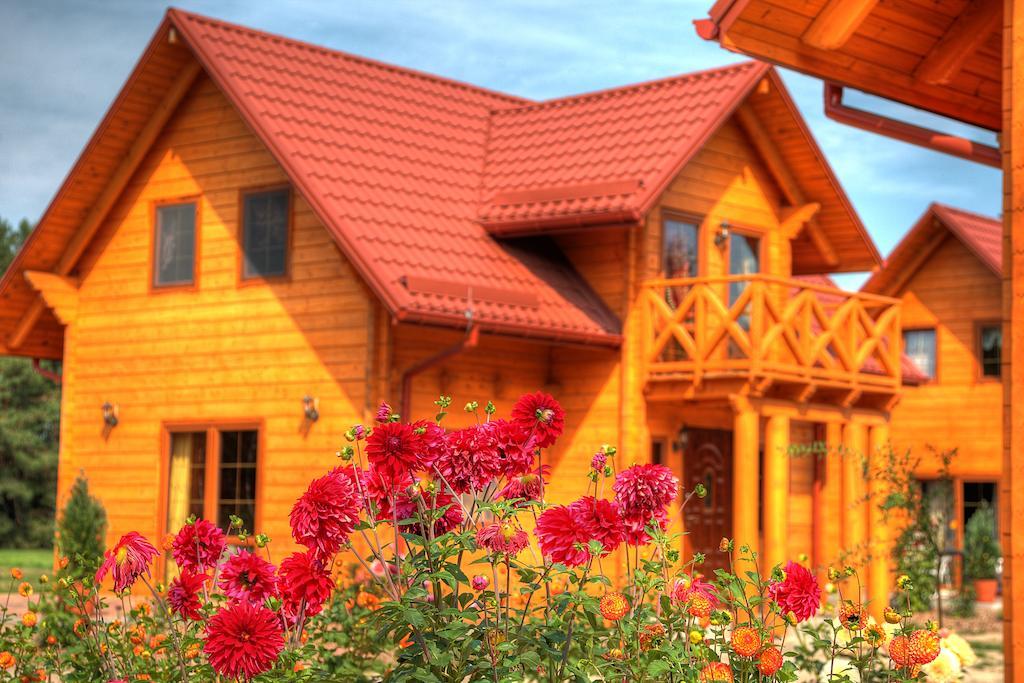 Hotel Osrodek Wypoczynkowy Ranczo Okuninka Exterior foto